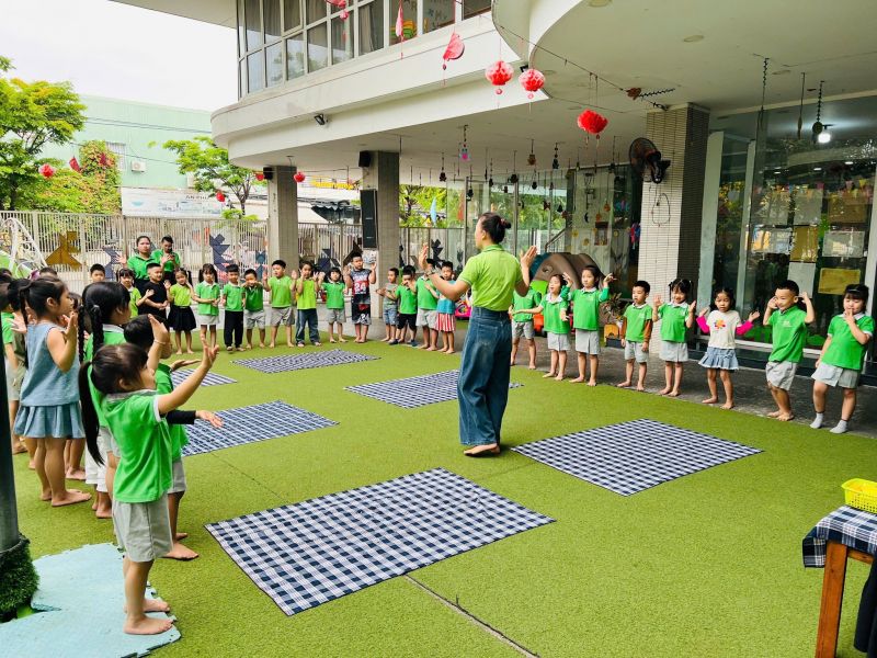 Trường Mầm Non CLC Chú Ếch Con