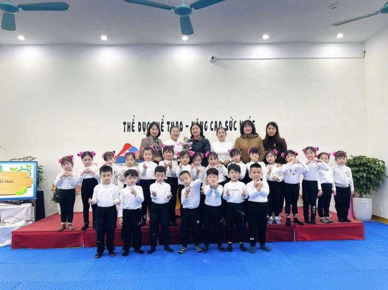 Trường Mầm non Đại Hùng