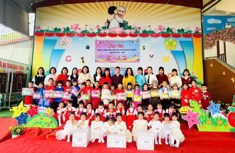 Trường mầm non Hoa Hồng