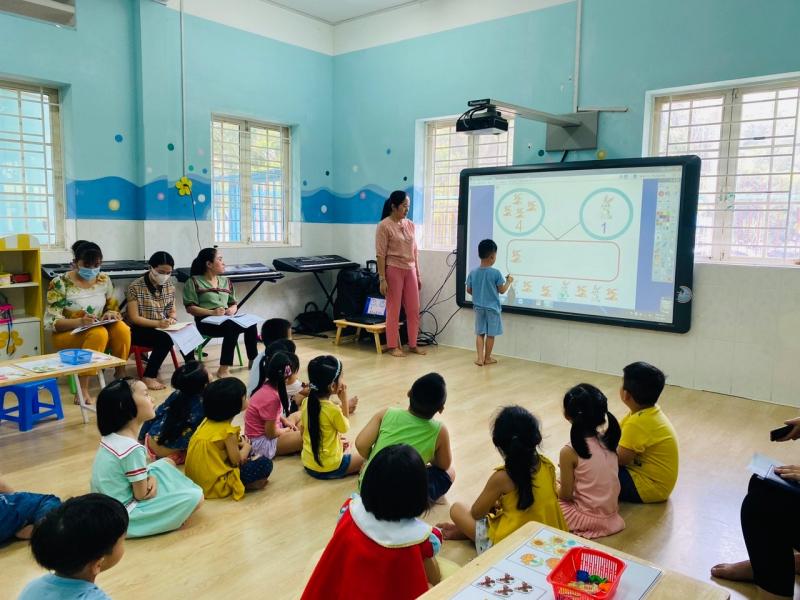 Trường Mầm non Hoa Hồng
