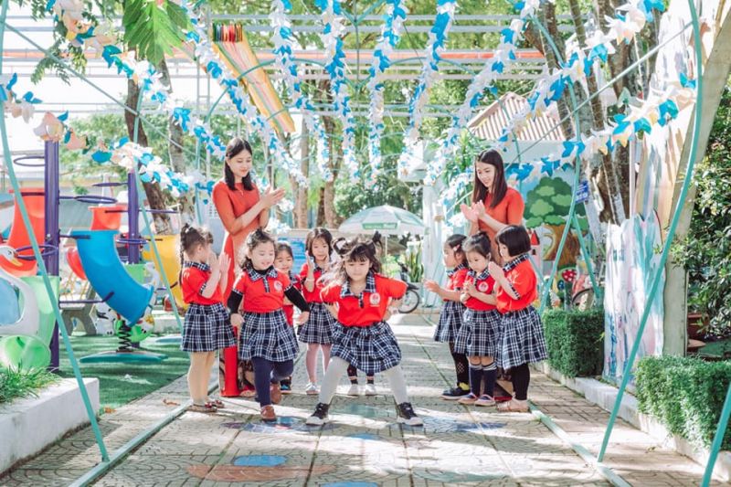 Trường Mầm Non Hoa Hồng