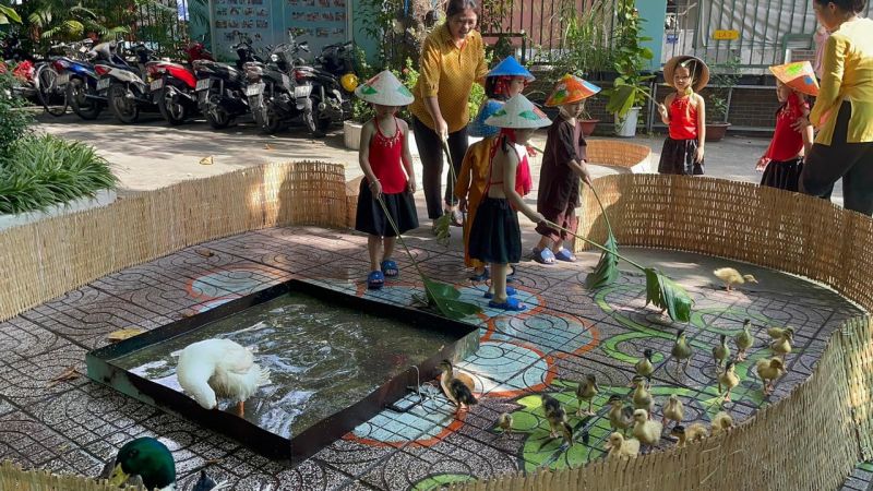 Trường Mầm non Hoa Phượng Đỏ