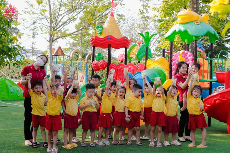 Trường Mầm Non Hoa Sen