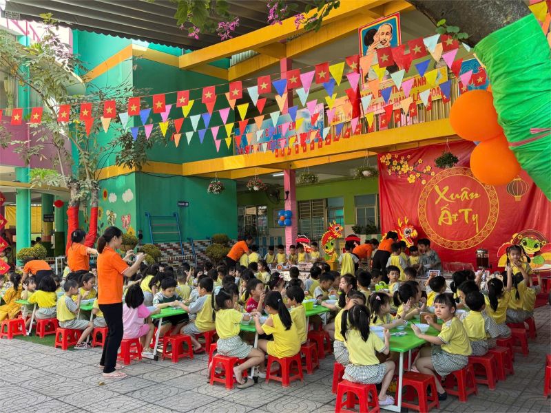 Trường Mầm non Hoàng Yến