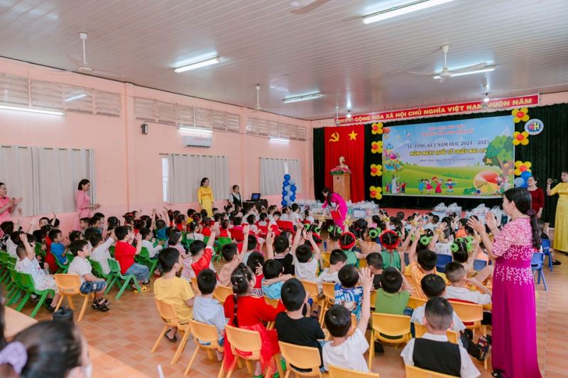 Trường Mầm non Hồng Hà