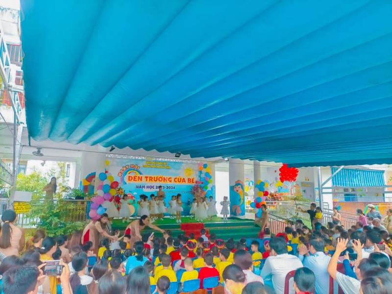 Trường Mầm non Mai Vàng