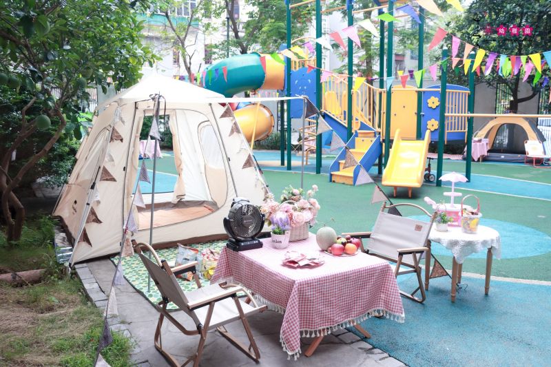 Các bé được học tập trong môi trường khang trang, sạch sẽ