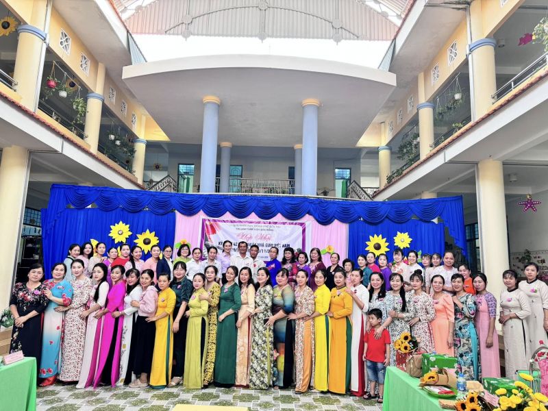 Trường mầm non Sen Hồng