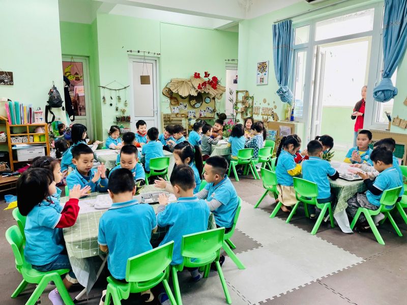 Trường Mầm non Trung Hòa