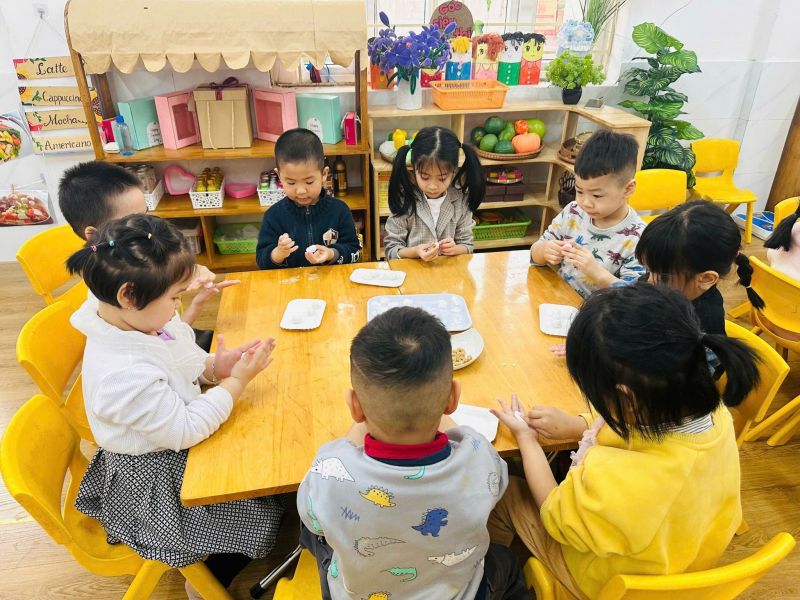 Trường mầm non Tuổi Hoa