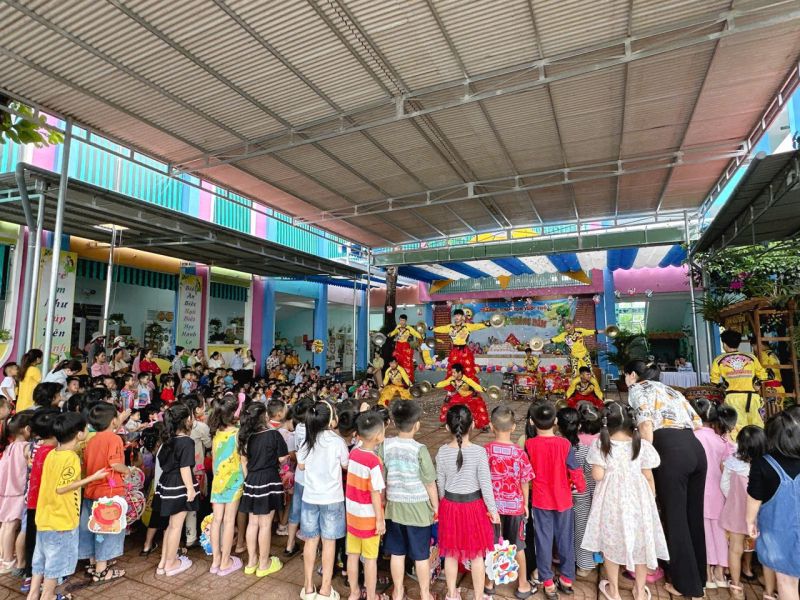 Trường Mầm non Tuổi Thơ