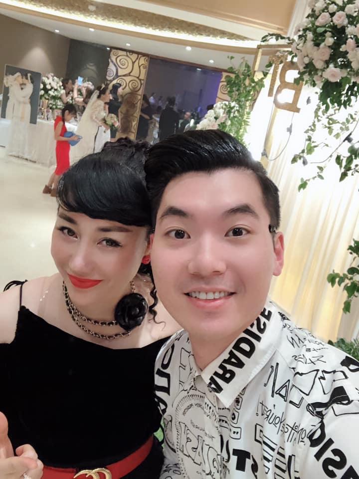 Trương Nam Thành bên bà xã hơn 15 tuổi