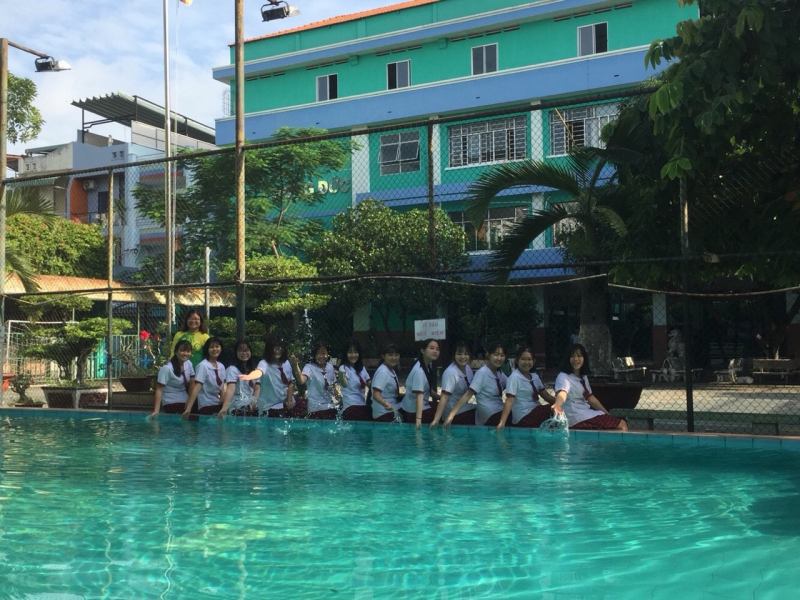 ﻿﻿Trường nội trú Hồng Đức