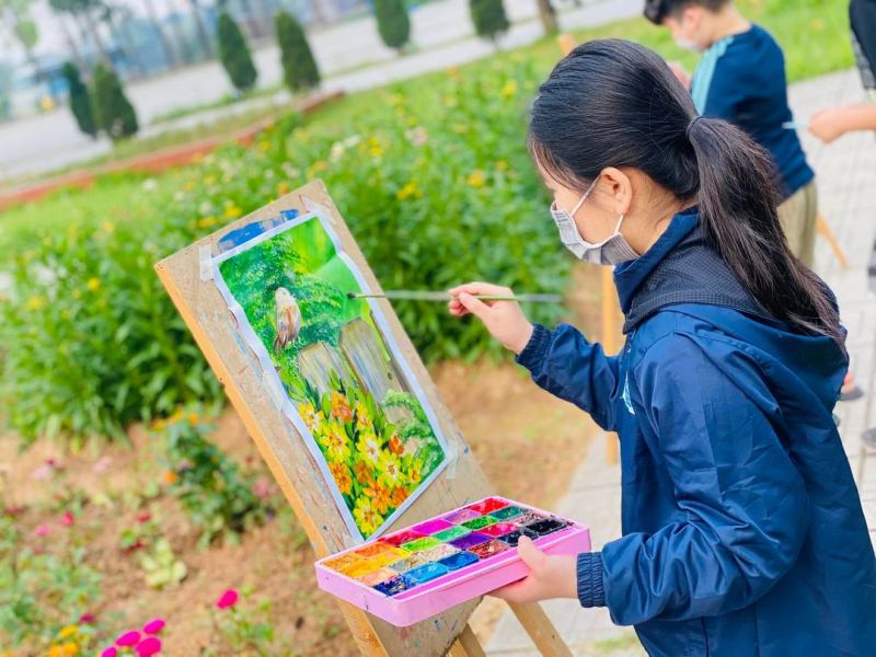 Trường Phổ thông chất lượng cao Hùng Vương