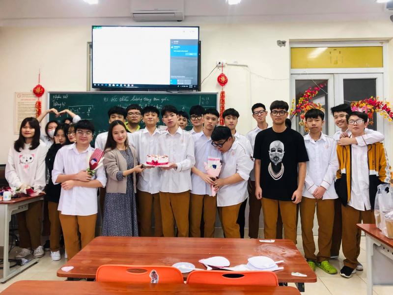 Trường phổ thông liên cấp Lý Công Uẩn