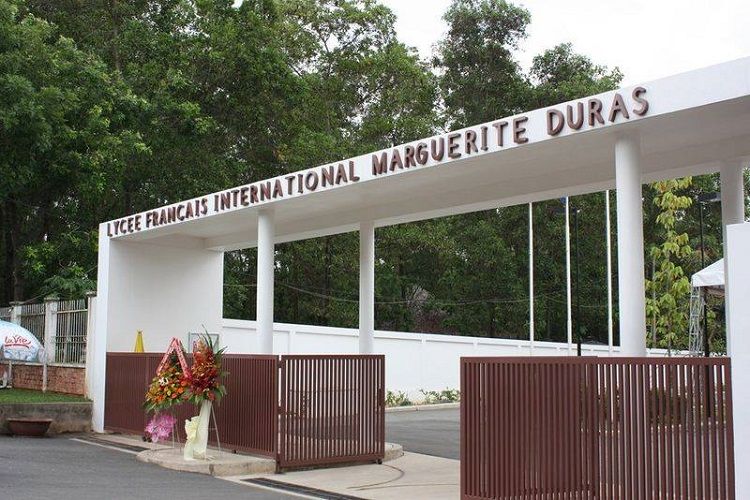 Trường Quốc Tế Pháp Marguerite Duras (AEFE) được thành lập vào năm 2011. Trường là thành viên AEFE (hiệp hội gồm có 470 trường thành viên ngoài nước Pháp), được phép cấp bằng tú tài Pháp và tốt nghiệp trung học.