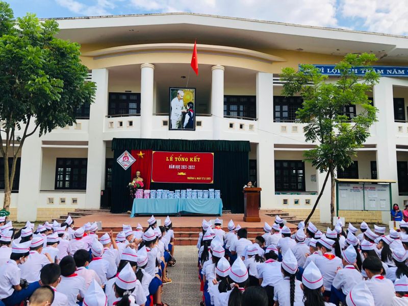 Trường TH & THCS Phường 4