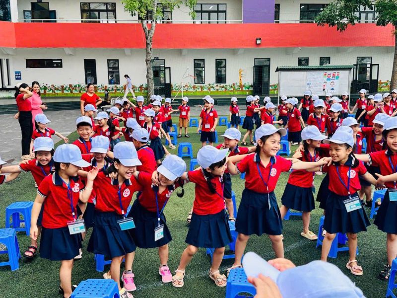 Trường TH-THCS&THPT Lê Thánh Tông (TP Hạ Long)