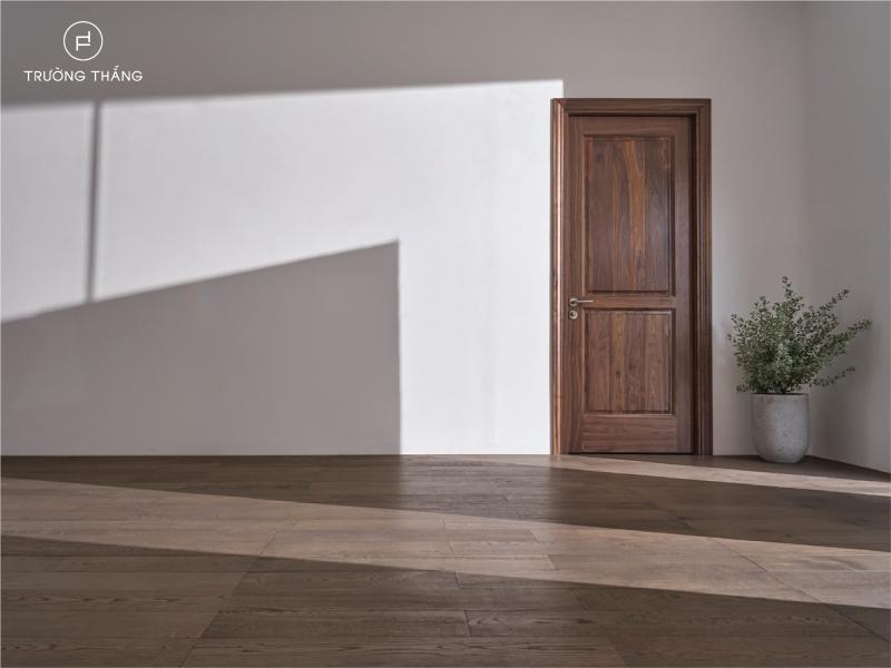 Cửa gỗ nguyên khối Milan - một trong thiết kế bán chạy nhất của bộ sưu tập Tân Cổ Điển Trường Thắng