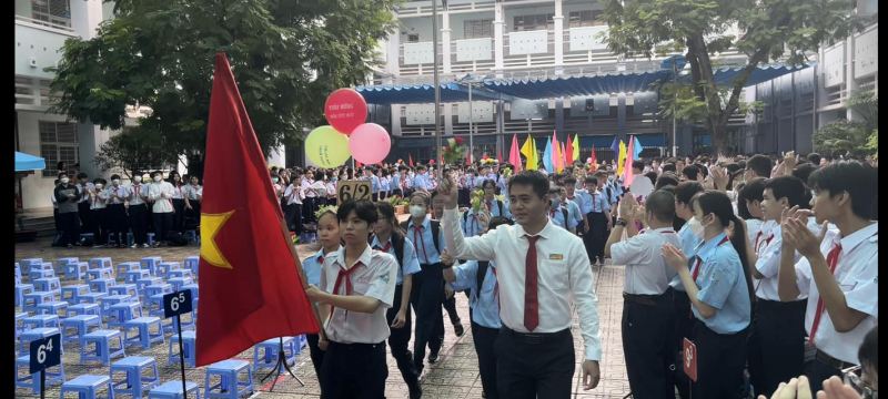 Trường THCS Bàn Cờ