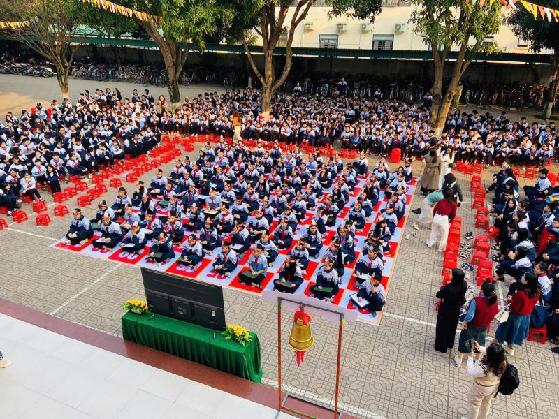 Trường THCS Bến Thủy