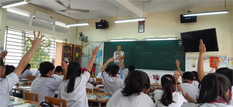 Trường THCS Bình Lợi Trung