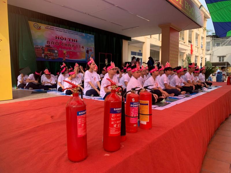 Trường THCS Cao Thắng