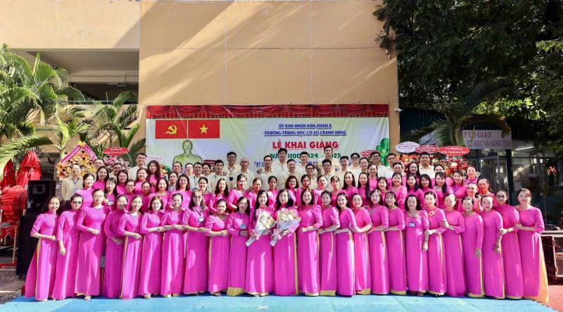 Trường THCS Chánh Hưng