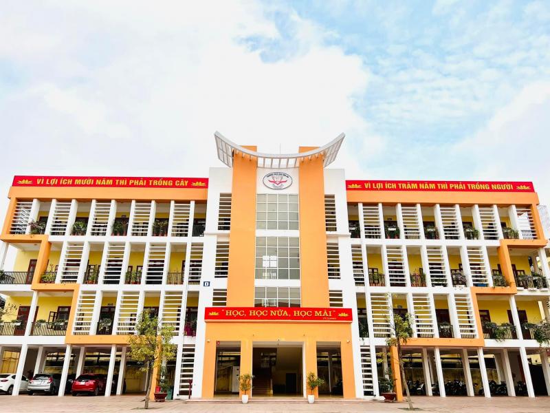 Trường THCS Chu Văn An
