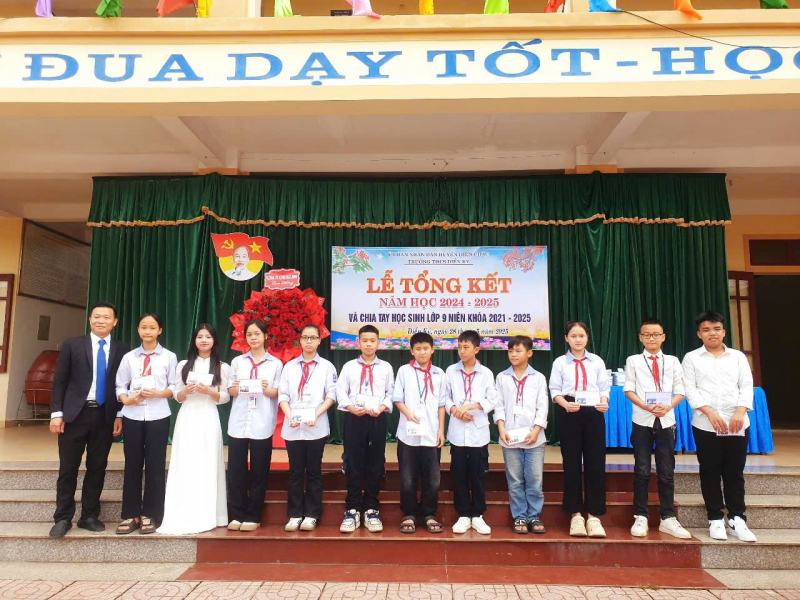 Trường THCS Diễn Kỷ