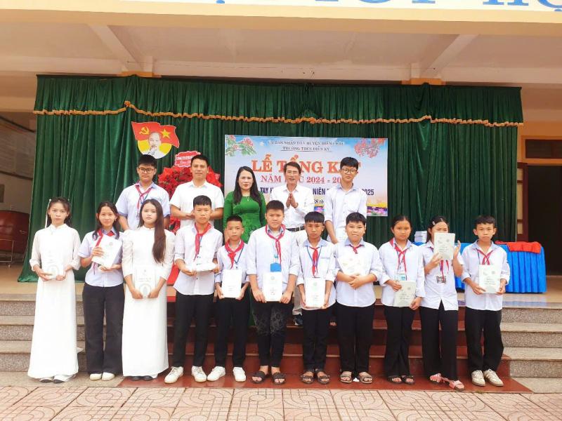 Trường THCS Diễn Kỷ