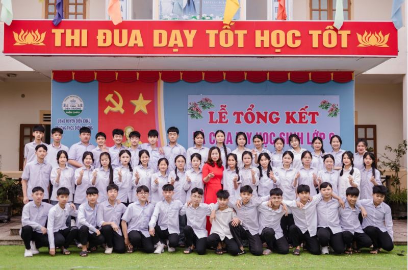 Trường THCS Diễn Trường