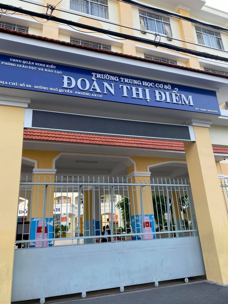 Trường THCS Đoàn Thị Điểm