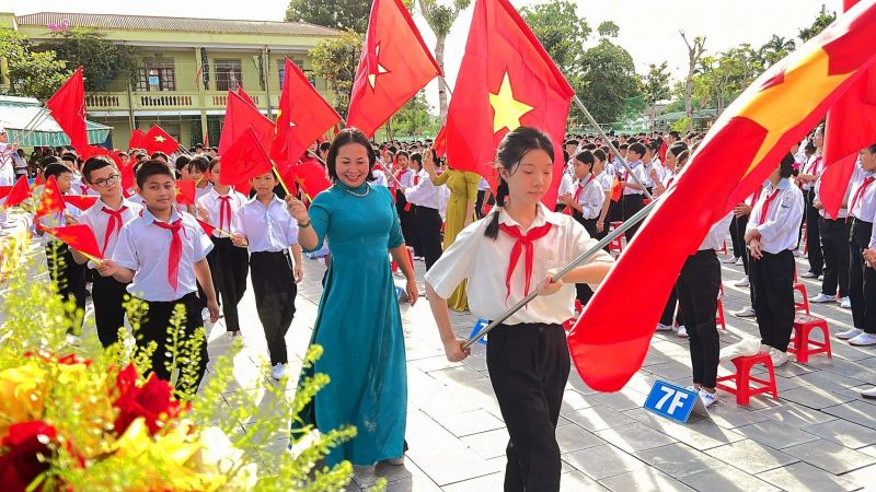 Trương THCS Đội Cung