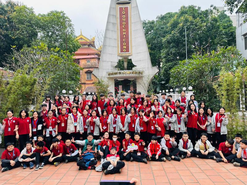 Trường THCS Đông Thái
