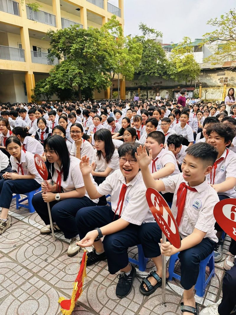 Trường THCS Đức Giang