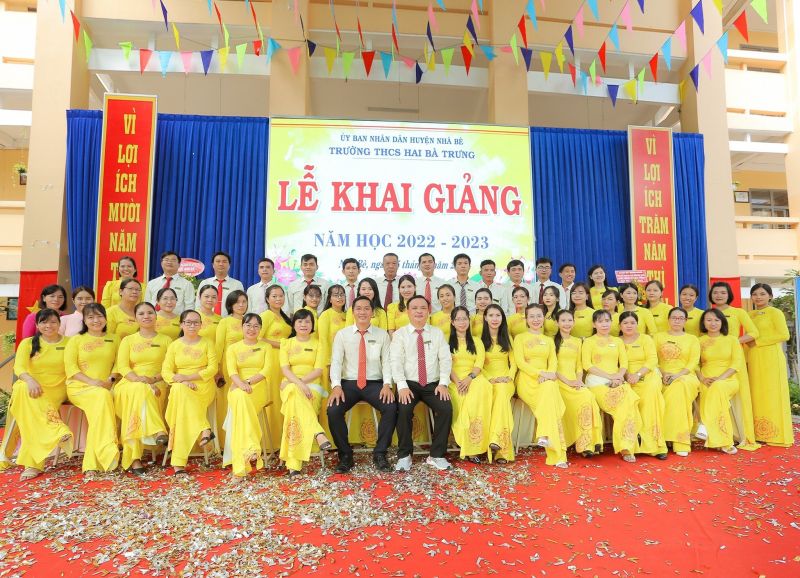 Trường THCS Hai Bà Trưng