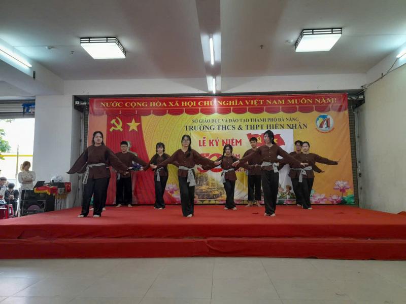 Trường THCS Hiển Nhân