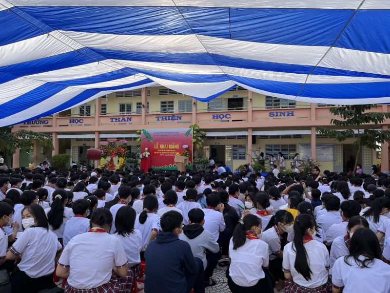 Trường THCS Hòa Phú