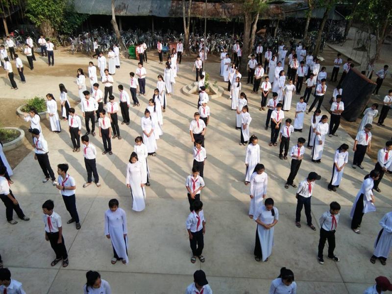 Trường THCS Hòa Thuận