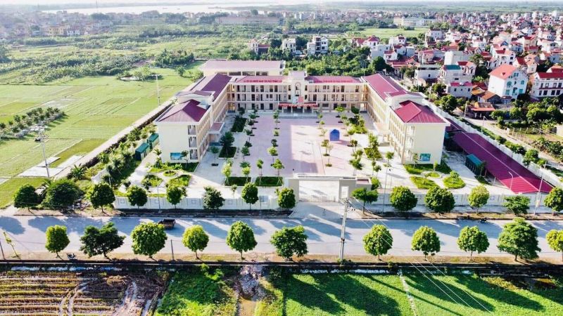 Trường THCS Hồng Hà
