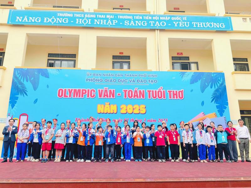 Trường THCS Hưng Dũng