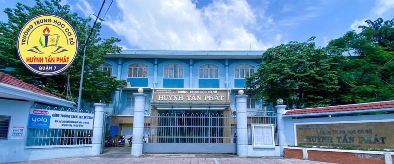 Trường THCS Huỳnh Tấn Phát