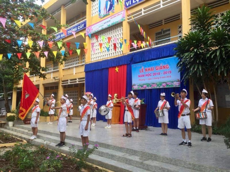 Trường THCS Kim Hồng