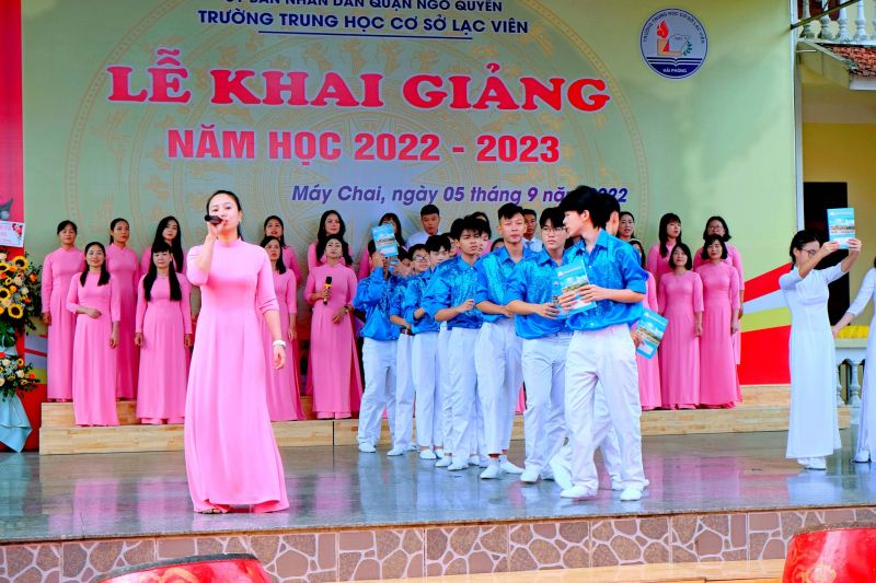 Trường THCS Lạc Viên