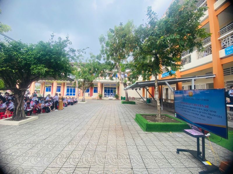 Trường THCS Lê Bình