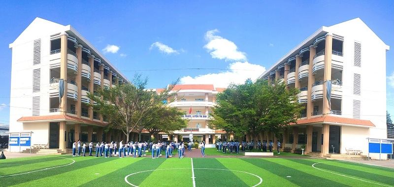 Trường THCS Lê Lợi
