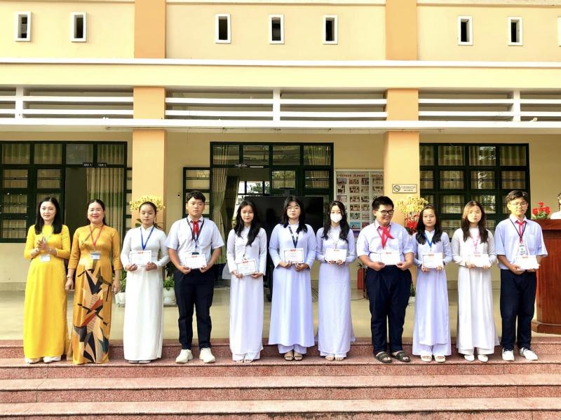 Trường THCS Lê Ngọc Hân