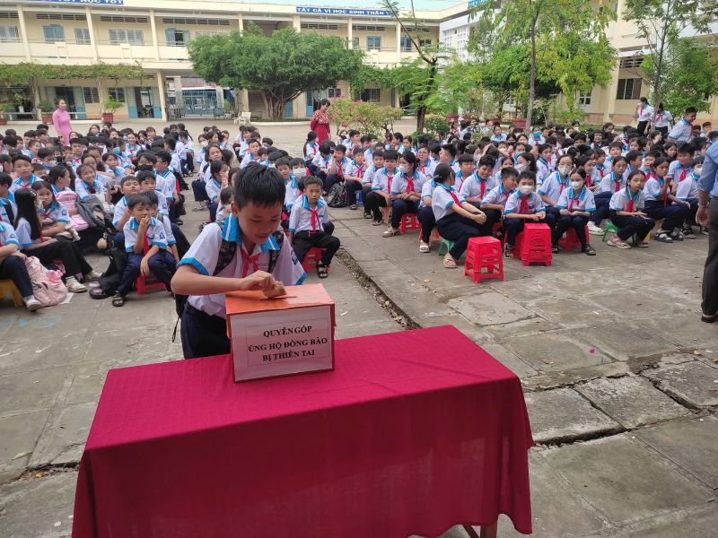 Trường THCS Long Tuyền