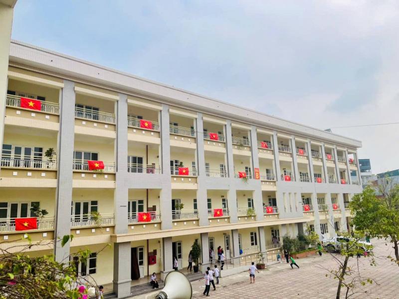 Trường THCS Lý Nam Đế